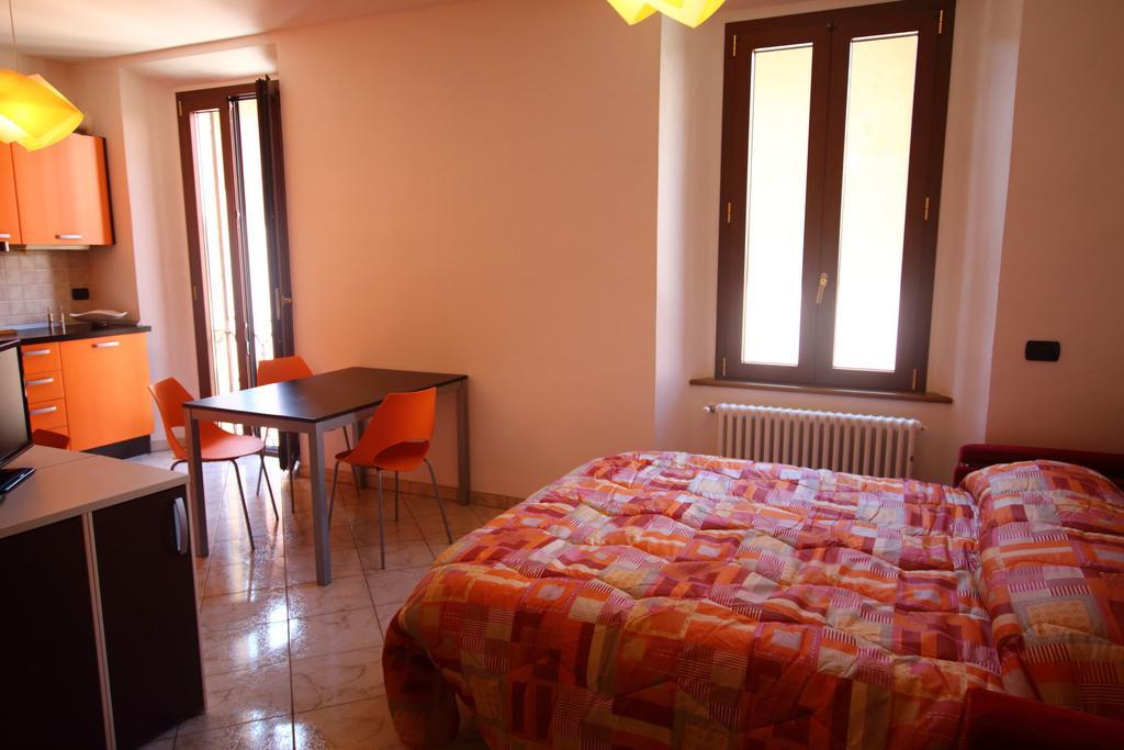 Como Borghi Studio Lake Como Rum bild